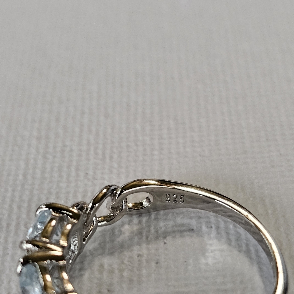 Genuine Sky Blue Topaz & White Zircon Ring Platinum over Sterling Silver Sz 8.5 - Picture 6 of 7